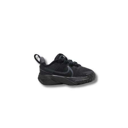 Sneakers - Nike Star Runner 4