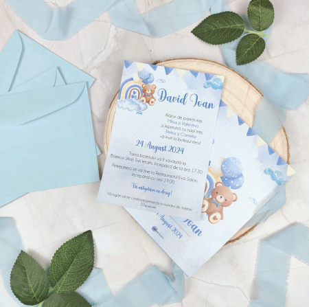 Invitatie botez URSULET CU BALOANE- cu plic albastru, cod: B101 [1]