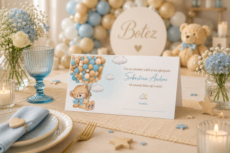 Plicuri de bani Botez - Plic de bani botez URSULET CU BALOANE, albastru si crem, baietel cod: PBB105