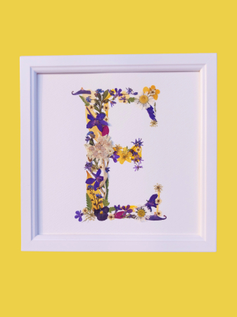 TABLOURI CU FLORI - Monograma florala