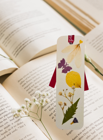 Semn de carte cu flori presate [2]
