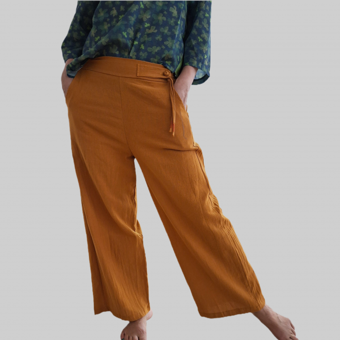 Pantaloni largi cu buton chinezesc [1]