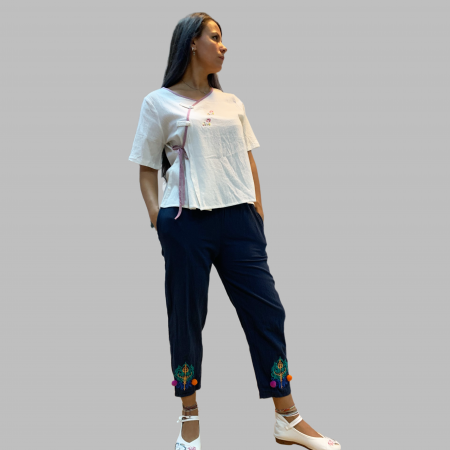 Pantaloni - Pantaloni cu broderie si ciucuri