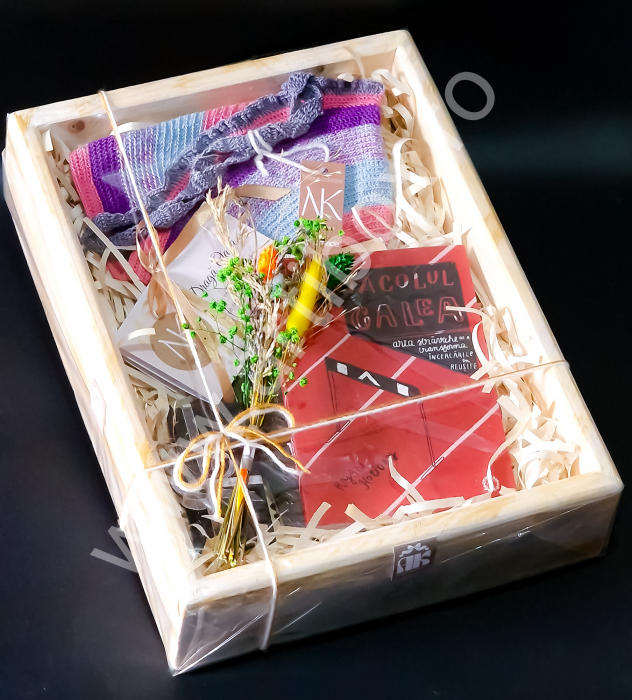Ambalare produse stativ cu articole handmade [7]
