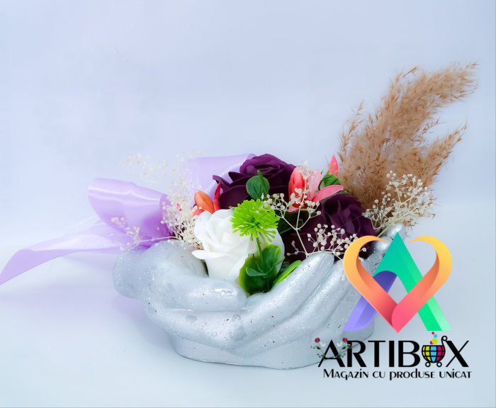 Aranjament floral - Hands [5]