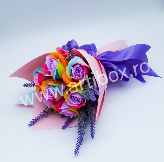 Buchet cu trandafiri din sapun premium rainbow [9]