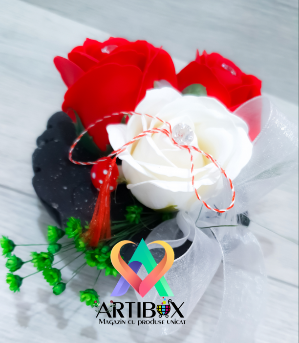 Martisor floral in bol de ipsos glazurat [4]