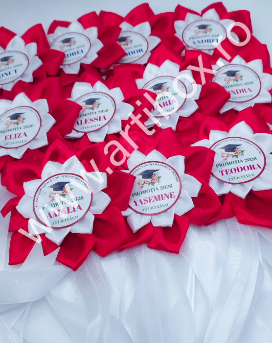 Cocarde personalizate pentru absolvire - Model Floare [10]