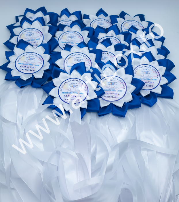 Cocarde personalizate pentru absolvire - Model Floare [2]