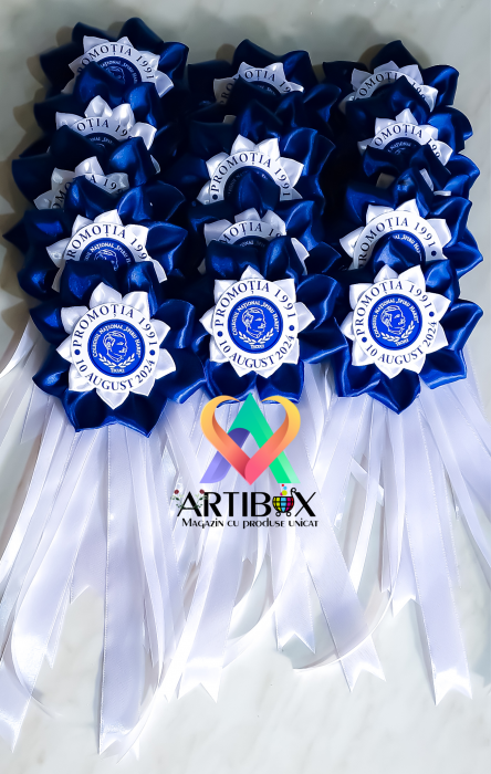 Cocarde personalizate pentru absolvire - Model Floare [8]
