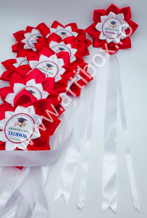 Cocarde personalizate pentru absolvire - Model Floare [12]