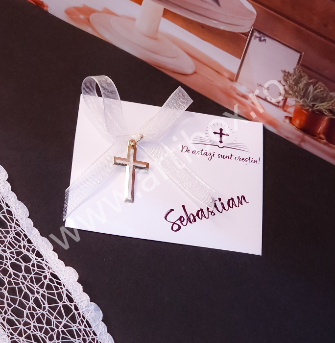 Cruciulite botez argintii cu fundita din organza [2]