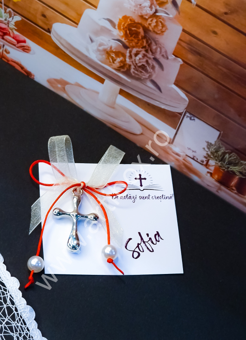 Cruciulita marturie pentru botez cu snur rosu si margele [2]