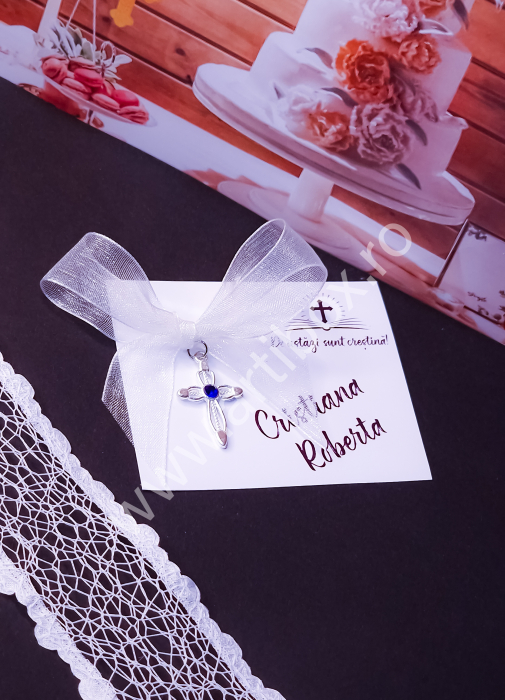 Cruciulita metalica cu stras albastru si panglica organza [4]