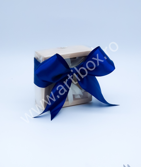 Cruciulite botez cu pietricica colorata si fundita din satin, ac inclus [3]