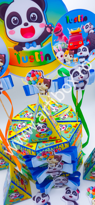 Cutii personalizate pentru dulciuri | Forma felie de tort, cu toppere si fundite incluse | Pentru aniversari - Model BabyBus [3]