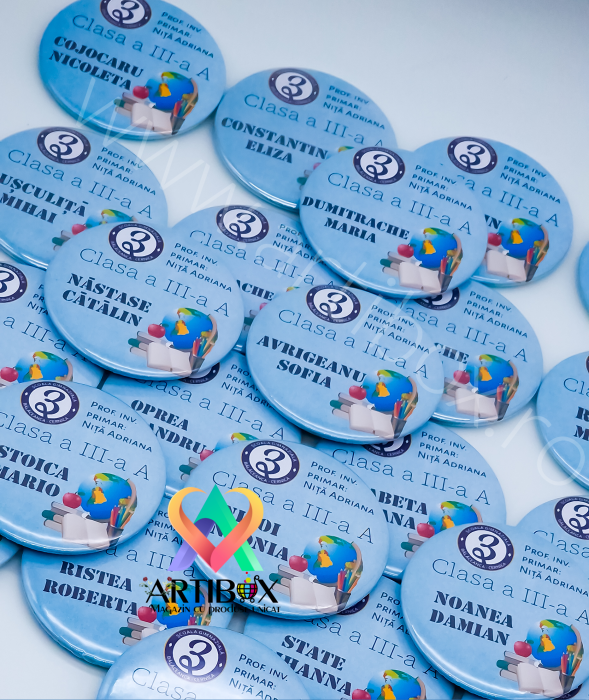 Insigna personalizată cu text pentru școala / gradinita - Model School - 75mm [2]