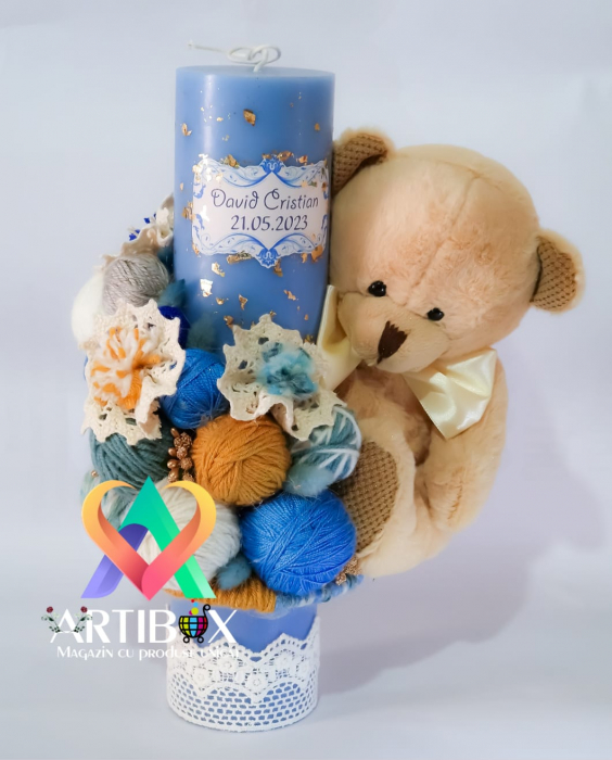 Lumanare albastra pentru botez cu ursulet de plus, gheme, plante uscate, dantela [3]