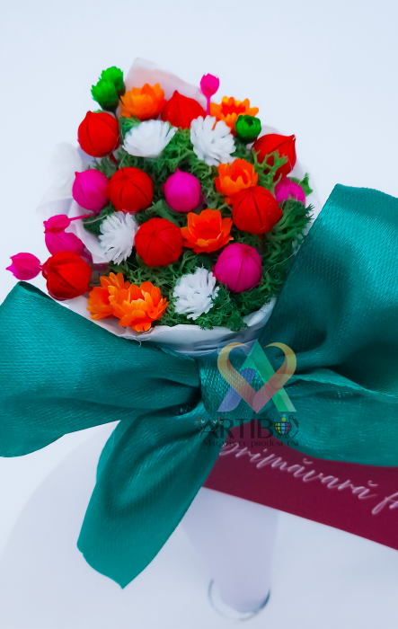 Martisoare handmade personalizate cu mesaje in cutie con [2]