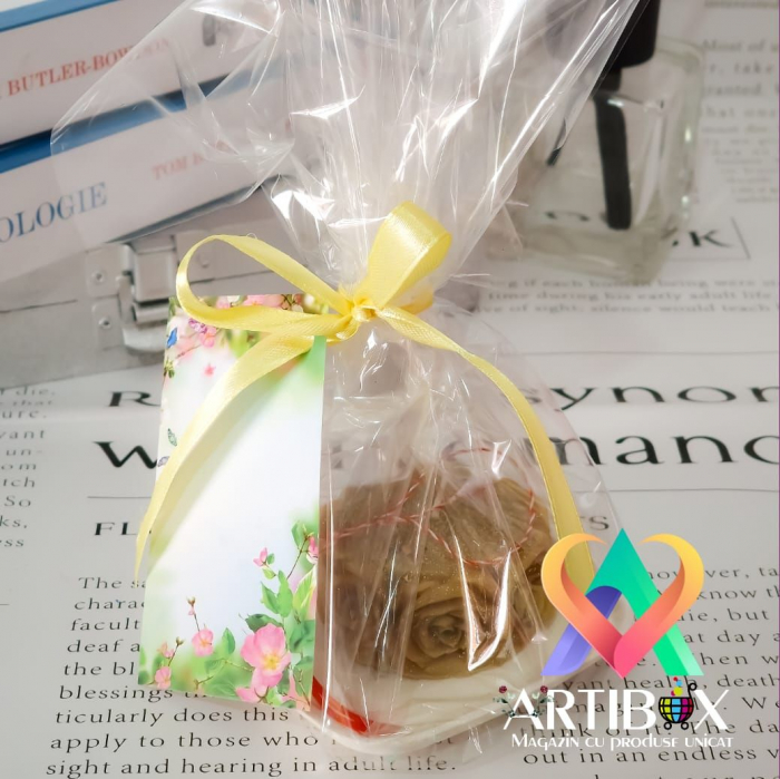 Martisor lumanare cu model trandafiri [3]