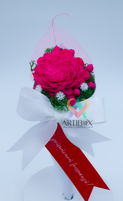 Martisor floral in cutie con - cu licheni stabilizati, floare ming si alte plante ornamentale [3]