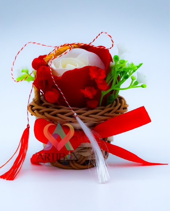 Martisor in cosulet - Floare din sapun si alte accesorii [5]