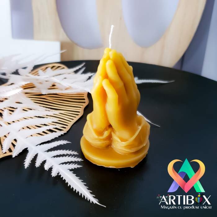 Maini impreunate Rugaciune - Lumanare decorativa din ceara naturala de albine, turnata manual [2]