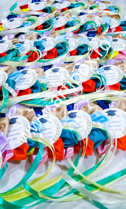 Cocarde personalizate pentru absolvire - Model Multicolor [10]