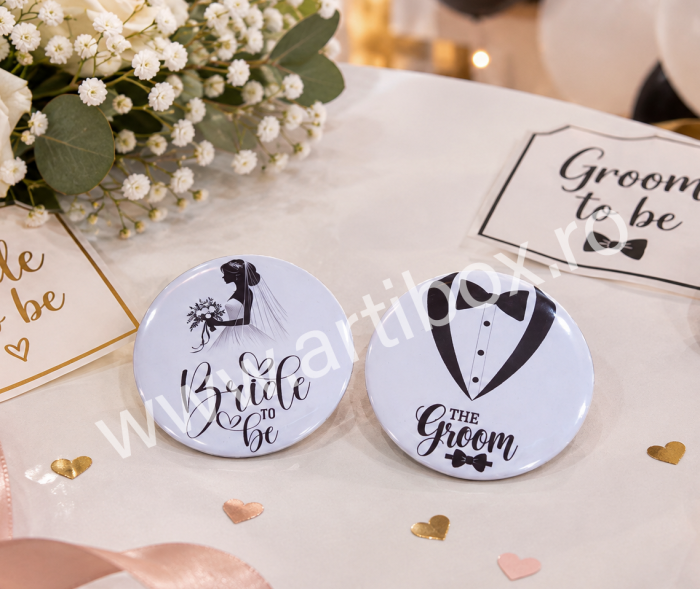 Set 2 insigne personalizate mire si mireasa | Bride to be | The Groom [2]