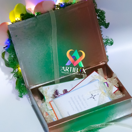 Set 31 de carduri cu citate motivationale in cutie tip carte cu ornament floral si lumini [10]