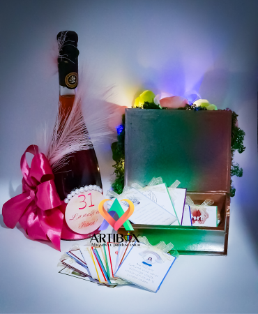 Set 31 de carduri cu citate motivationale in cutie tip carte cu ornament floral si lumini [9]