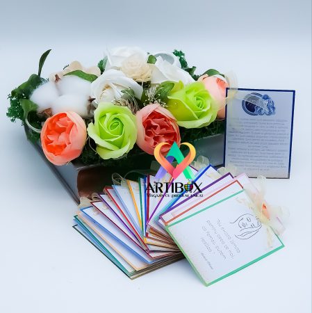 Set 31 de carduri cu citate motivationale in cutie tip carte cu ornament floral si lumini [13]