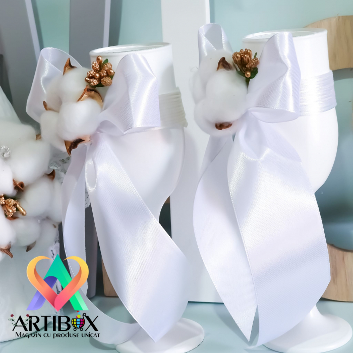 Set Sticla si Pahare ornate cu flori de bumbac - White [4]