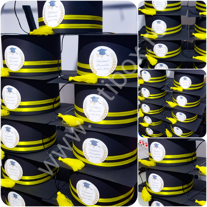 Tocă pentru festivitatea de absolvire - Carton negru cu panglica din satin [5]