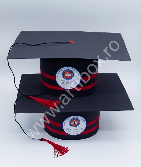 Tocă pentru festivitatea de absolvire - Carton negru cu panglica din satin [2]