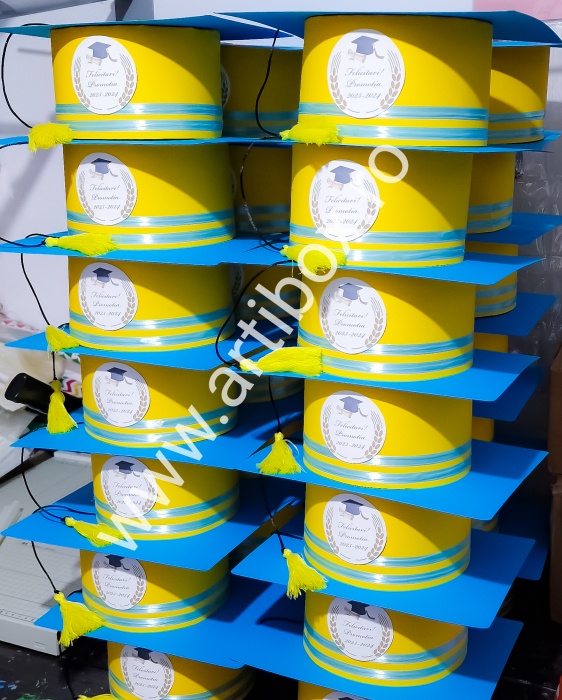 Tocă pentru festivitatea de absolvire - Model Multicolor [6]