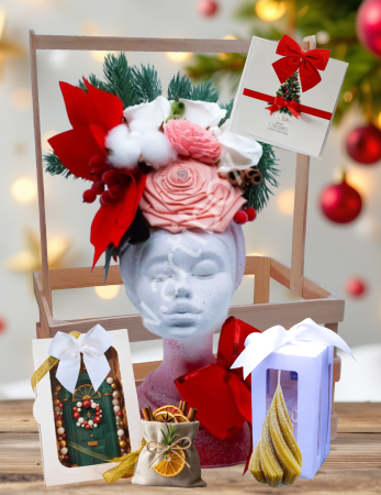 Craciun 2025 - Cadou sarbatori - Vaza decorativa cu aranjament floral, Lumanare si Ciocolata artizanala