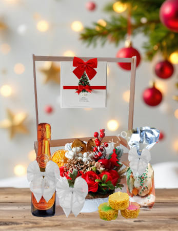 Craciun 2025 - Cadou de Craciun cu aranjament floral, Prosecco sticla mini, lumanari parfumate si Madeleine savuroase