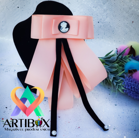 Martisoare accesorii - Brosa Eleganta stil Jabou, Papion,  Funda pentru camasi si rochite - Somon