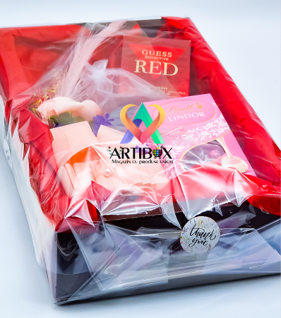 Ambalare produse cu folie, panglica, funda si eticheta personalizata [14]