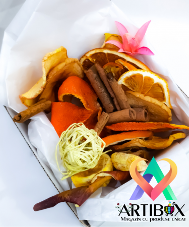 Amestec parfumat Potpourri - mix de arome naturale fructate si plante uscate ScortiBox [1]