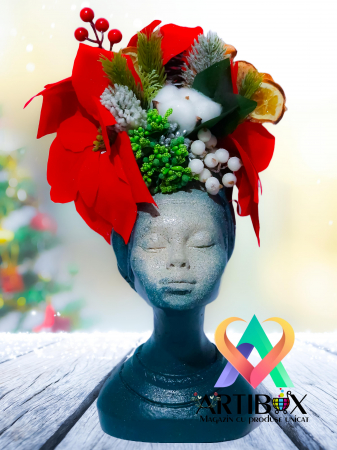 Aranjament de Craciun cu Vaza din Ipsos glazurat - Printesa Africana Craciunita [2]