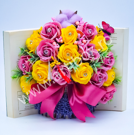 Martisor floral - Aranjament floral - Carte - Mesmerize Model 2