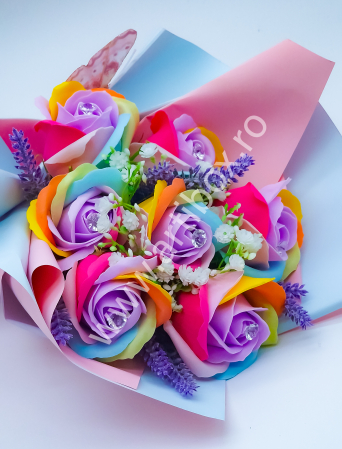 Buchet cu trandafiri din sapun premium rainbow [7]