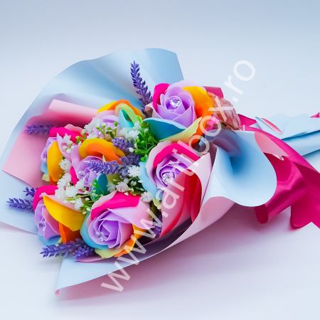 Aranjamente florale - Buchet cu trandafiri din sapun premium rainbow