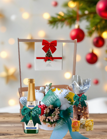 Craciun 2025 - Cadou de Craciun cu aranjament floral, Vin spumant sticla mini, Lumanari parfumate si Ciocolata artizanala