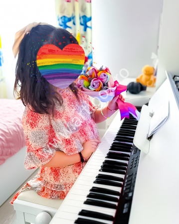 Cadou pentru fetite cu buchet premium rainbow  [2]