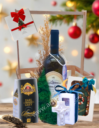 Craciun 2025 - Cadou unisex - Sticla decorata cu licheni naturali, Ceai Basilur, Ciocolata artizanala si Lumanare parfumata