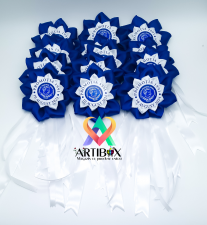 Cocarde personalizate pentru absolvire - Model Floare [6]
