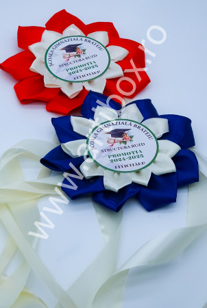 Cocarde personalizate pentru absolvire - Model Floare [3]